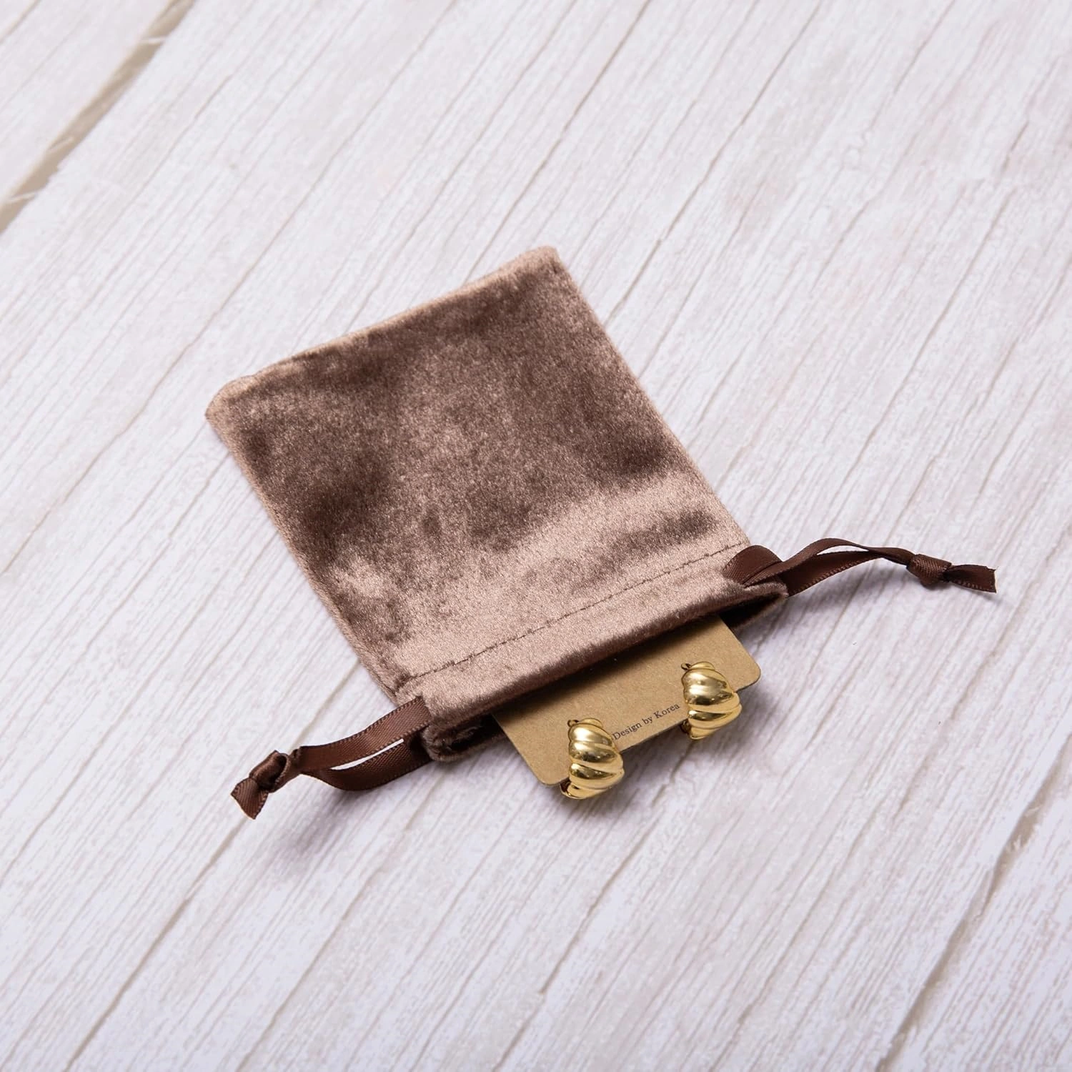 Bespoke Custom Jewelry Pouches for Protecting Your Jewelry | Customized Pouch Design - small velvet pouches 3